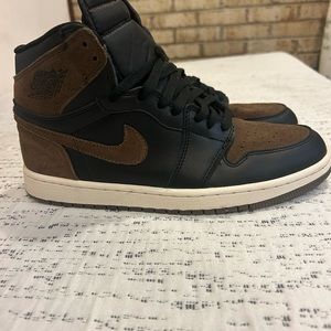 Jordan 1s (Palomino’s)